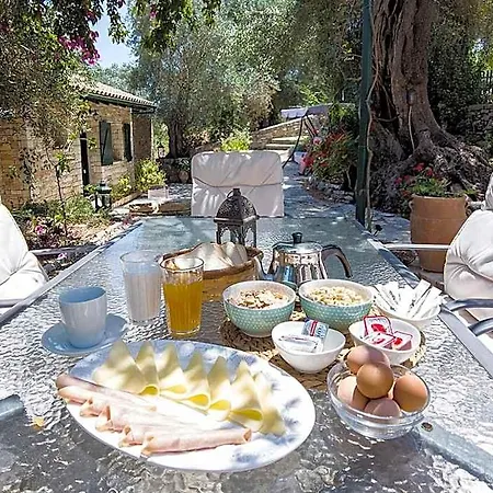 Adamantia Traditional Village Ξενοδοχείο Paxos